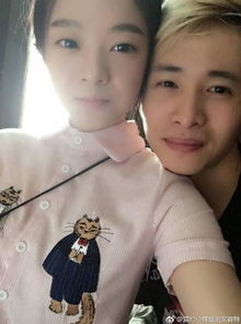 微信头像用自己老婆照片说明什么文森特