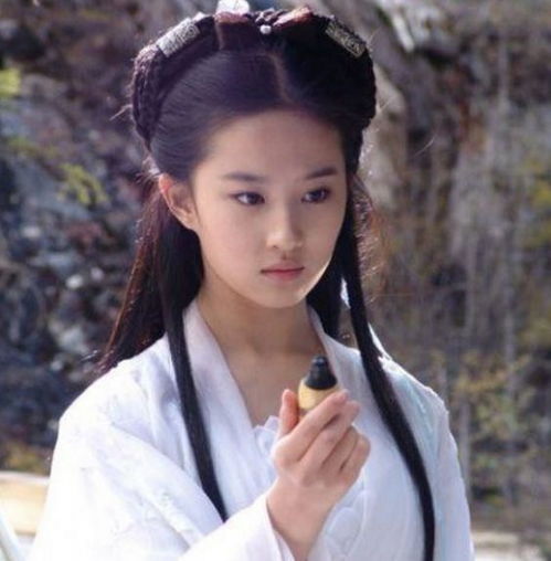 娜扎才是最美白衣仙子,没刘亦菲仙却多了灵动,郑爽永远一副表情