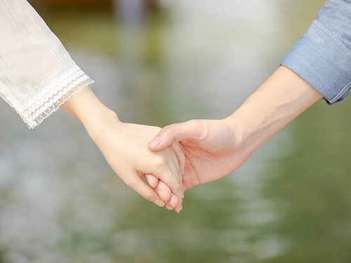 在婚姻里小别胜新婚对不对,该怎么做呢