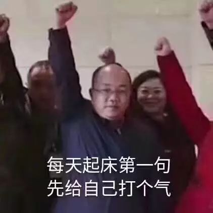 春季衬衣买这2件就够了,搞定9种穿搭,最低只要100块