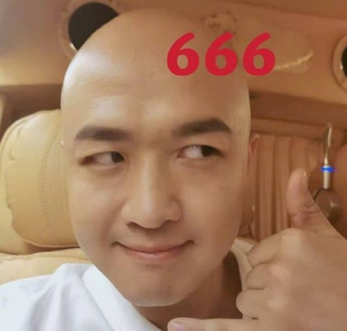 社交软件新表情上线,五阿哥是原型,包贝尔的模仿才是精髓