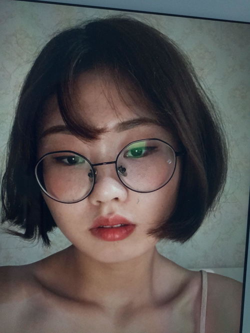 有哪些适合戴眼镜妹子的短发发型