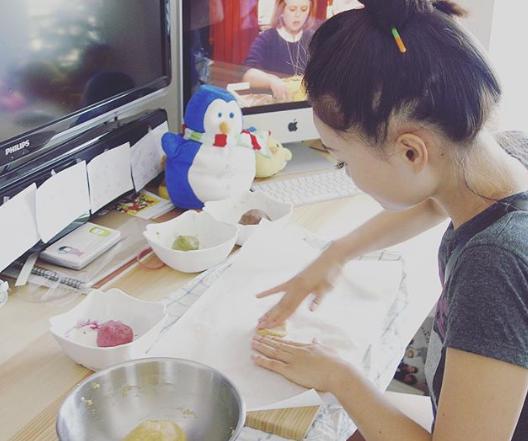 吃素不等于无聊为了让食物更美味,她将整个卡通世界,搬进了餐桌上