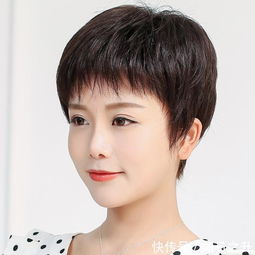 四十多岁的女人别瞎烫头,搞不好太老气,这6款发型让你年轻十岁