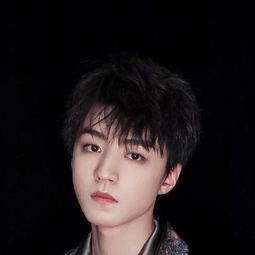 王俊凯抓娃娃送粉丝为什么会上热搜大家如何评论的