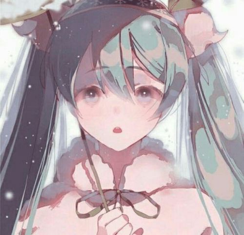看起来很忧伤的动漫女生头像
