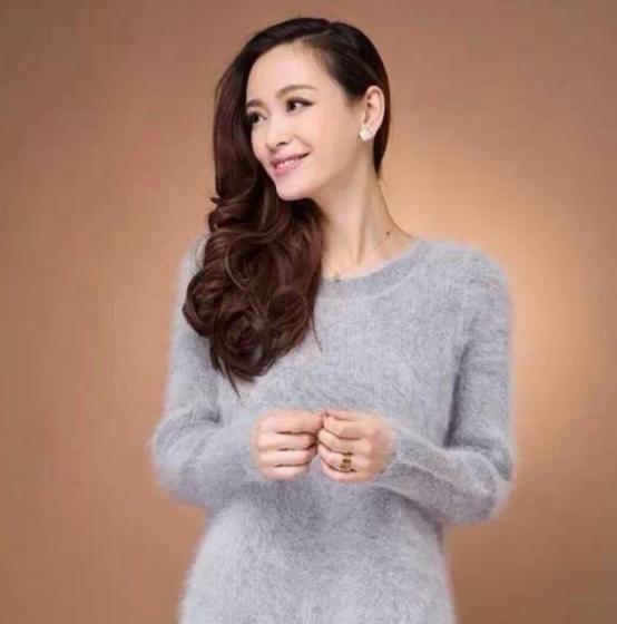 30岁女富豪资产超500亿,却嫁给了穷小子,如今过得怎样
