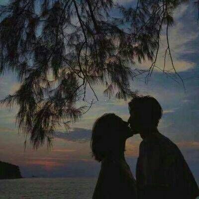 情侣头像海边唯美背影