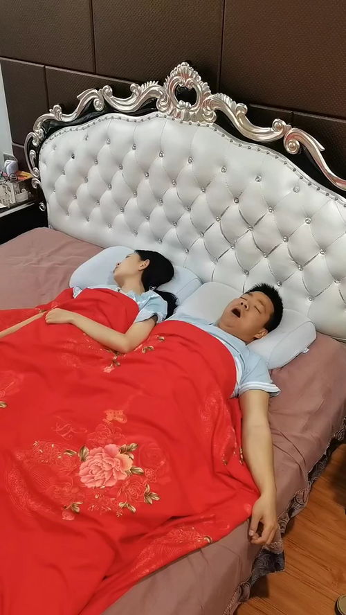 新味道是不是很上头,瞬间安静了爆笑表情包模仿挑战搞笑夫妻