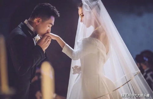 张馨予何捷终于撒糖了小别胜新婚,这个小视频暴露心机