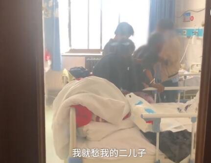 被活埋母亲发声具体说了什么男子活埋母亲原因究竟是什么