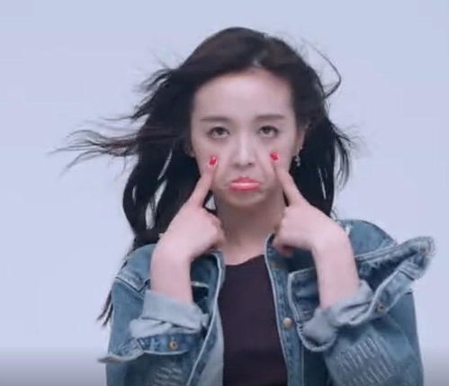 各位可以给表情包配字了