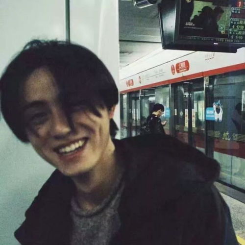 简单成熟的主播网名男生低调有实力