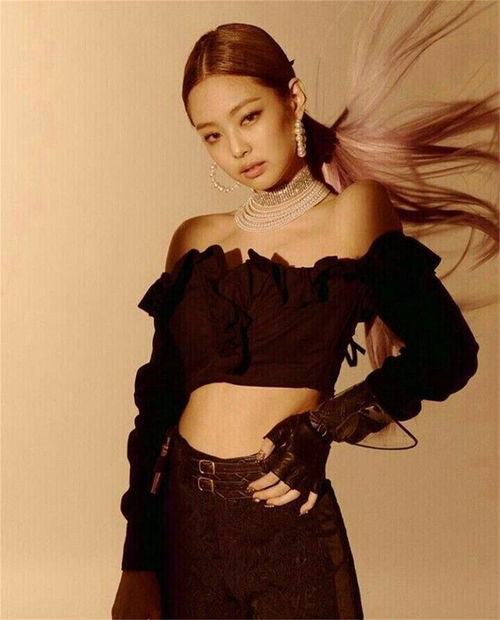 一位歌手发布了一张截图,结果blackpinkjennie在评论区留言了