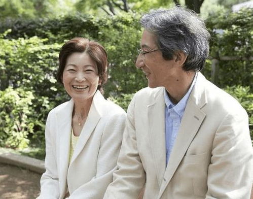 女人过了60岁,对夫妻生活还有想法吗3个女人说出了心里话
