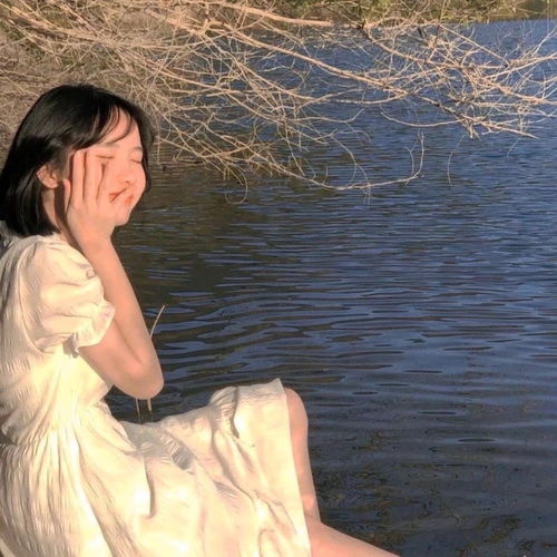 女头陪你看海的人比海温柔