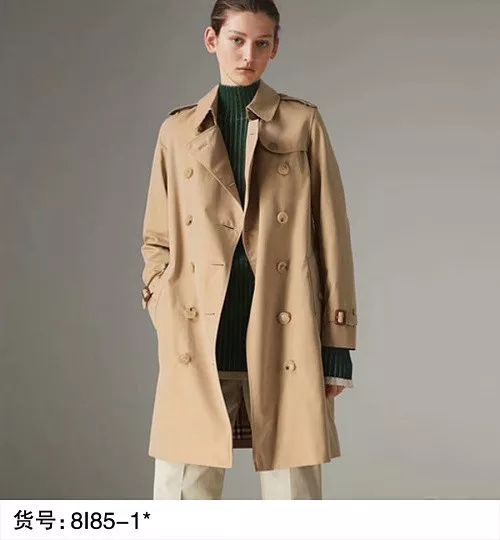 风衣诠释简约大方,保暖也有型
