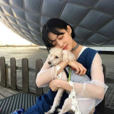 女生头像霸气短发发型卡通晕车