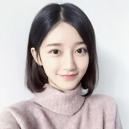 圆脸戴眼镜的女生适合什么发型
