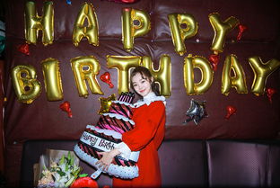 组图宋轶生日趴实力宠粉娇俏魔女惨变表情包