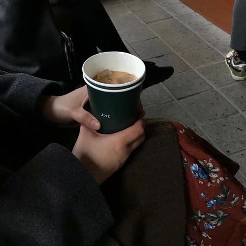 有没有偏成熟沉稳一些的欧美风男生头像